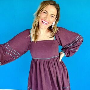 Cute dress! Never worn! Size Medium